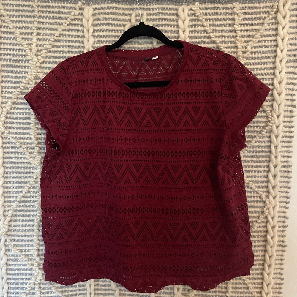 EUC Only cropped tee size L